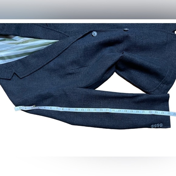 Men’s Charcoal Plaid Bullock & Jones Sport Coat - Size 40R - Picture 16 of 16